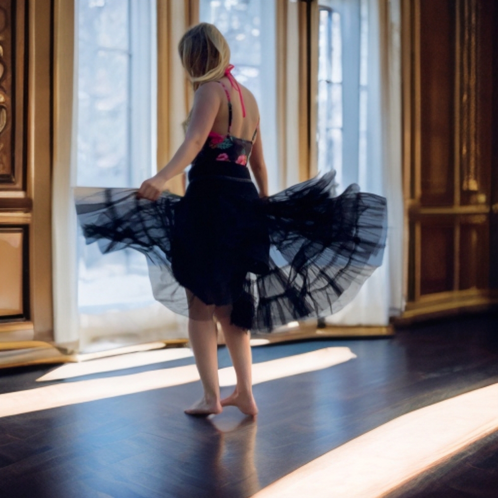 Black tulle skirt SMALL